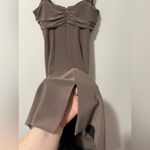 Joseph Ribkoff Brown Jeweled Bodycon Ruched Midi Dress in Size US 8 - Picture 5 of 8